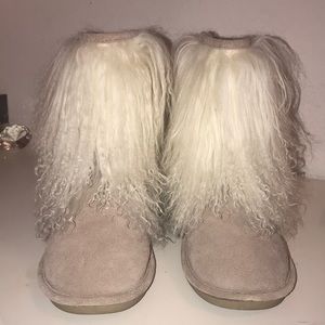 Fuzzy winter boots